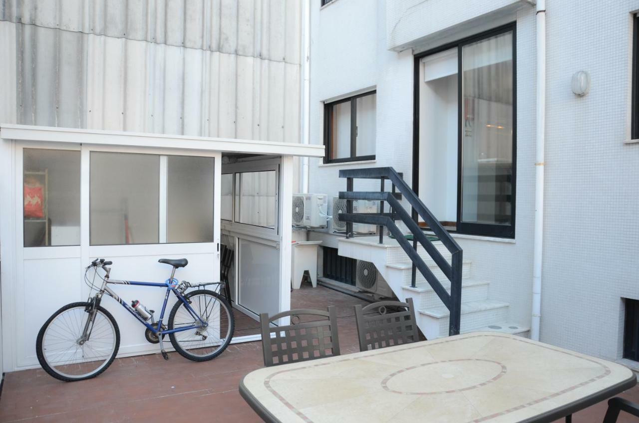 Portoshelter Apartment Exterior foto