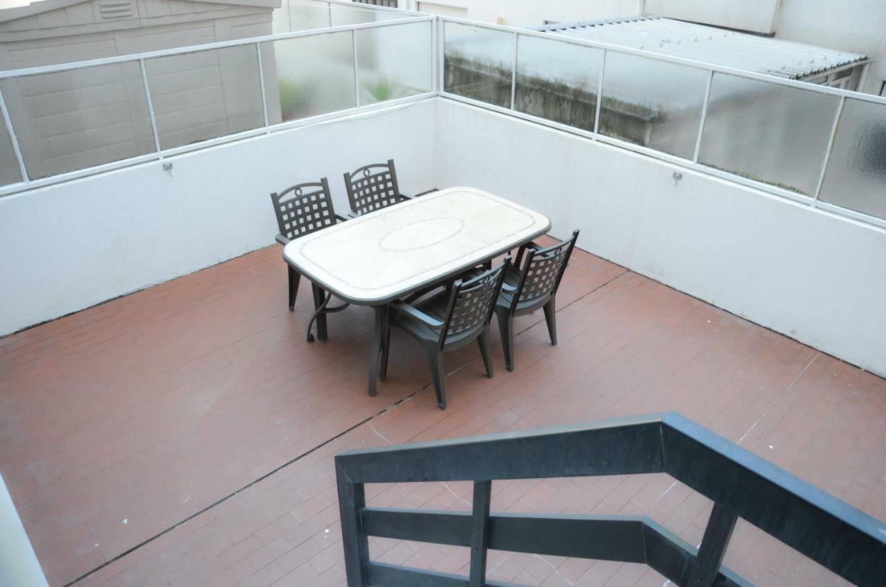 Portoshelter Apartment Exterior foto
